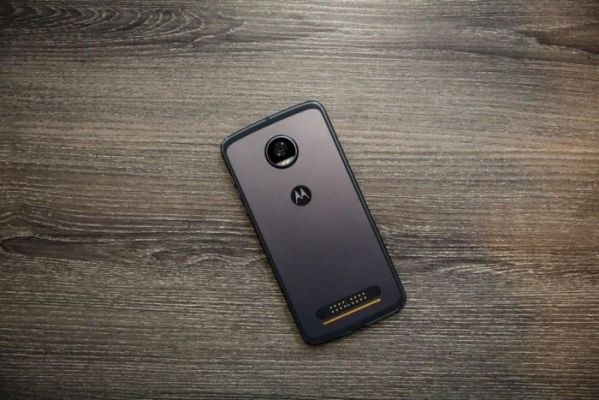 美版motozplay刷国行（moto z2 play海外版上不了网）-图2